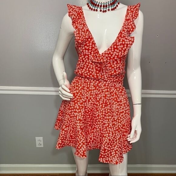 Flirty, sexy red floral ruffled romper - L - Picture 6 of 14
